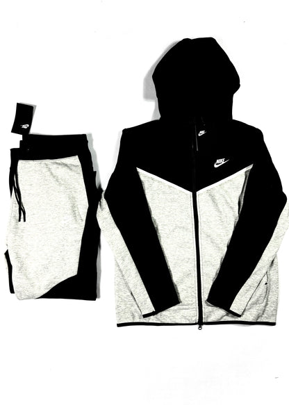 Nike Tech Fleece