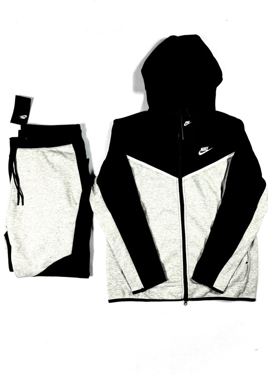 Nike Tech Fleece
