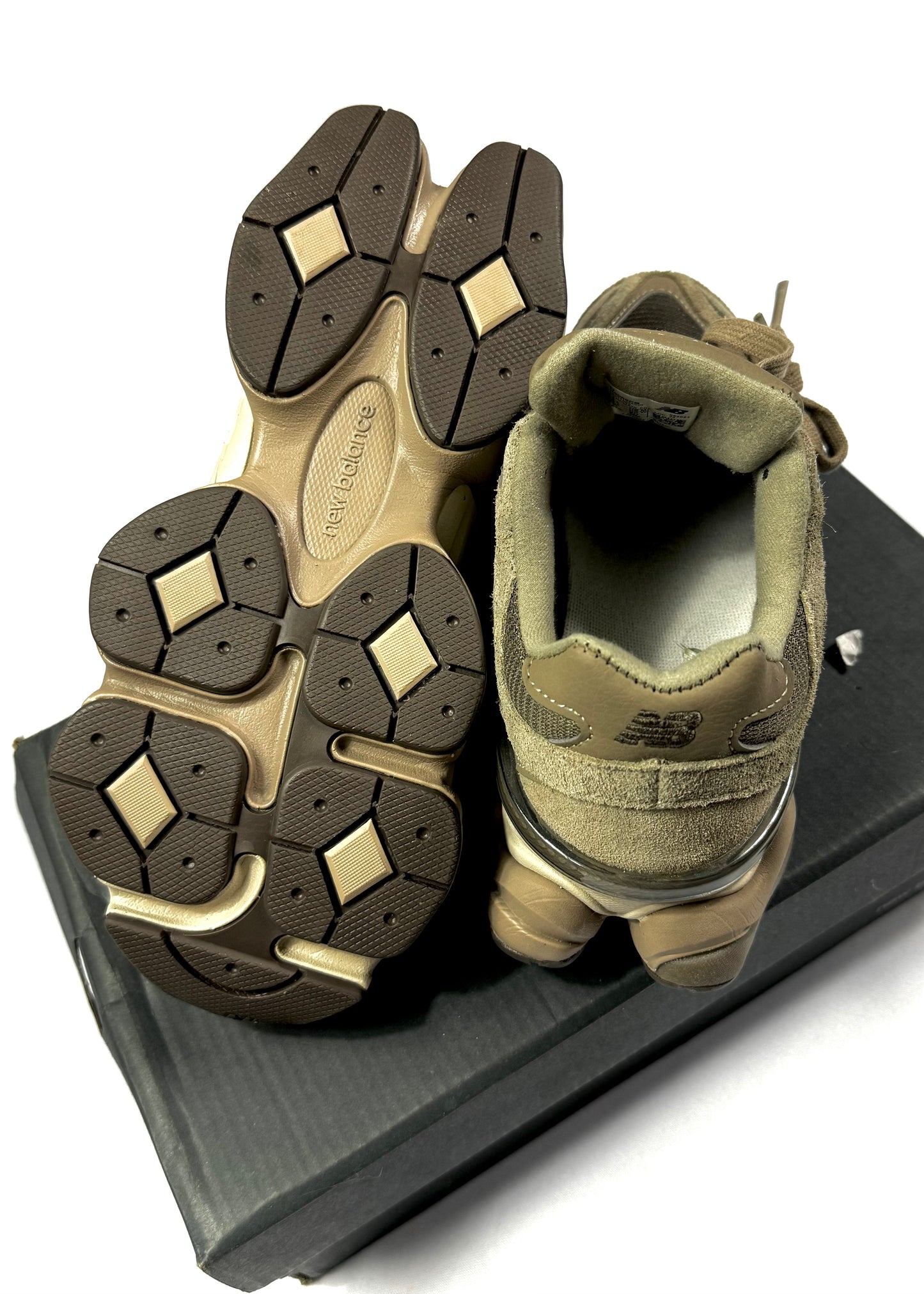 New Balance 9060